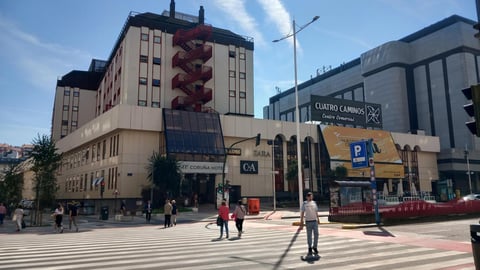 Centro comercial Cuatro Caminos, A Coruña